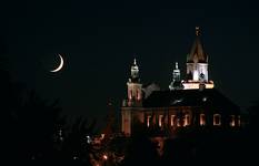 Księżyc nad Katedrą