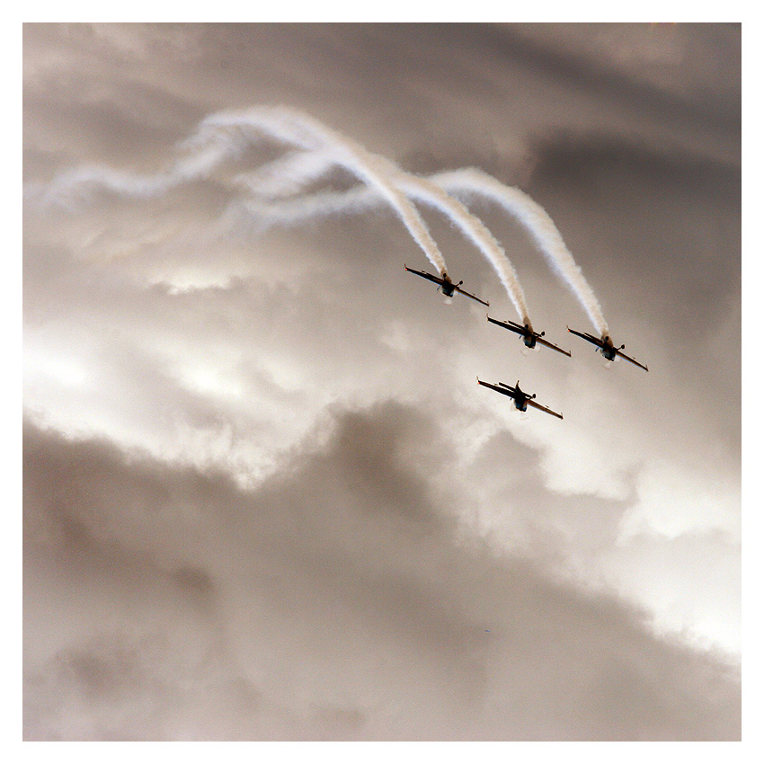 Can't keep my eyes from the circling skies.........
