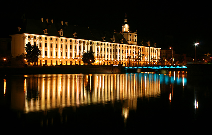 Uniwerek.