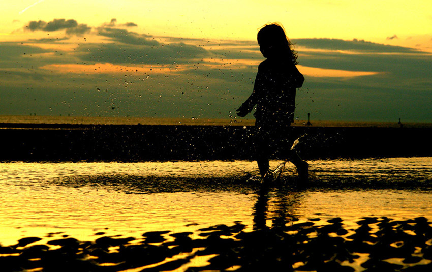 let's go to the beach