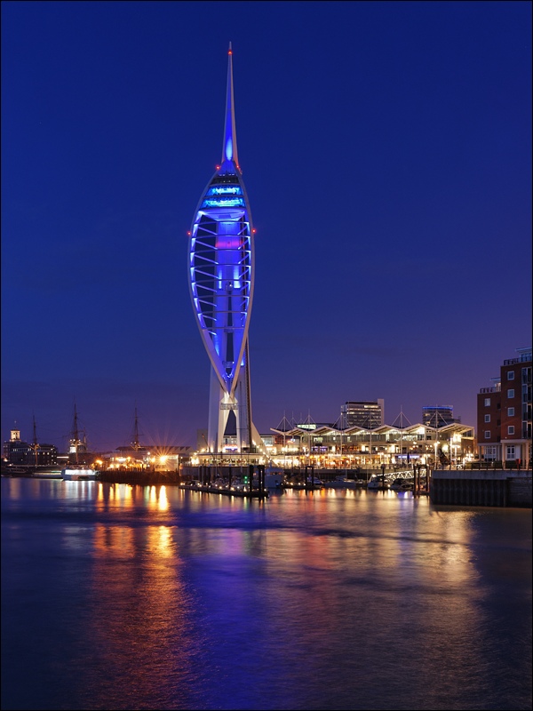 Spinaker nocą