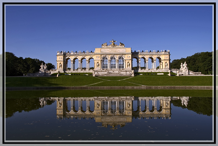 Gloriette Schönbrunn we Wiedniu.