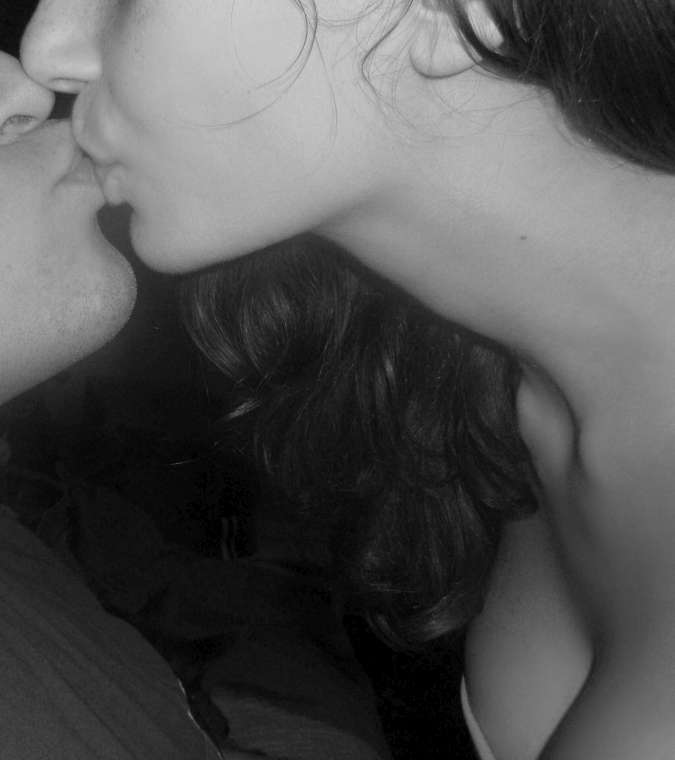 His kiss is sweeter than an apple pie