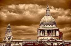ST.PAUL CATHEDRAL