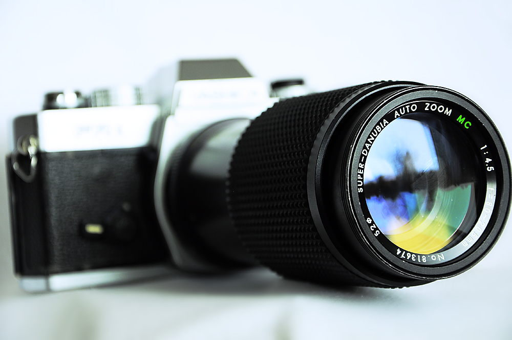 YASHICA