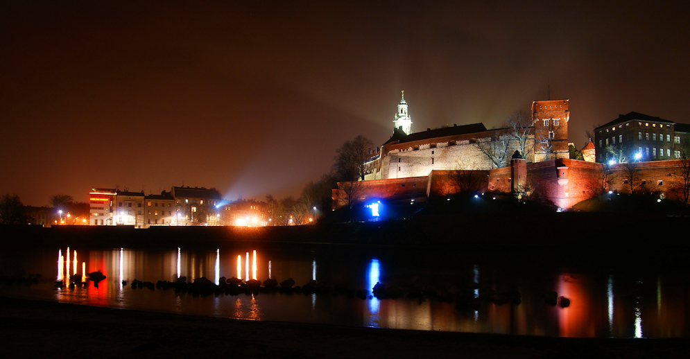 Wawel wieczorową porą