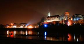 Wawel wieczorową porą