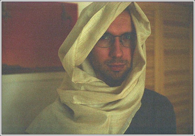 Arab w burzy piaskowej
