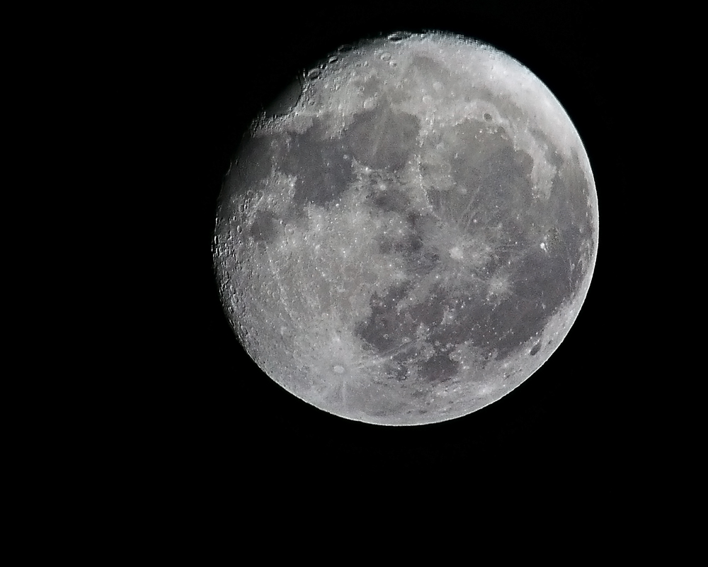 nocny strzał