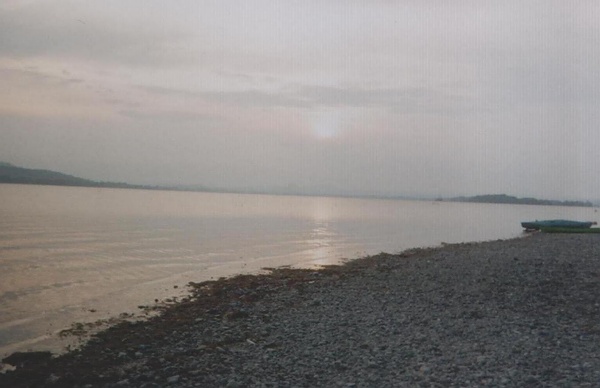 zachód nad jeziorem