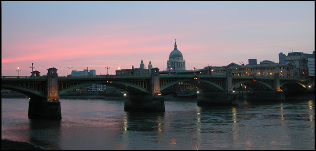 St Paul&#039s Cathedral & The Thames