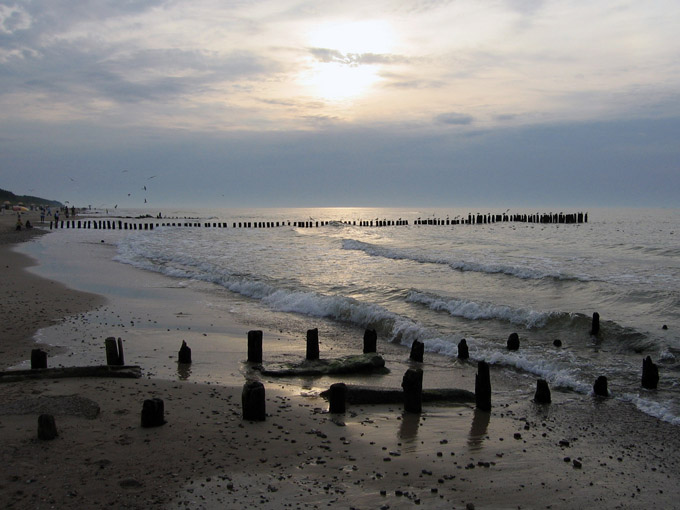 open my eyes... saltwater rain...
