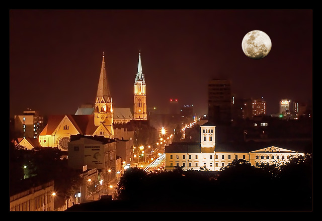 Łódź nocą...