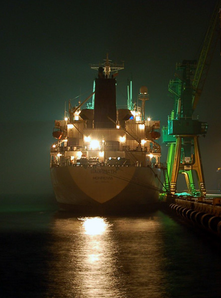 Gdynia port noc.