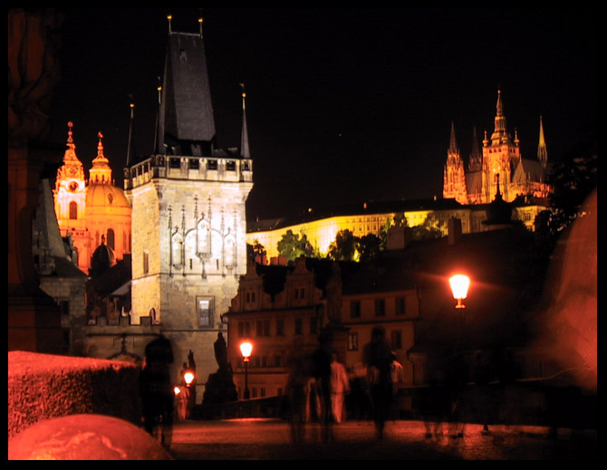 Praha baj najt.