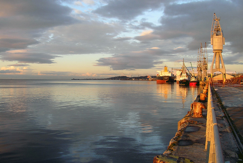 Port nad rzeką Tay