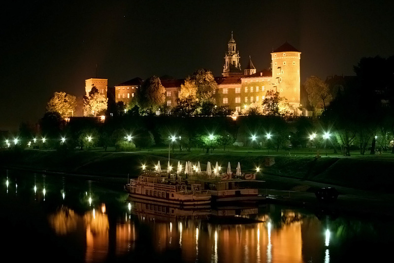 Wawel nocą