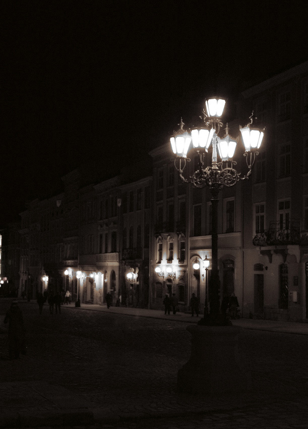 Idąc Ciemną aleją