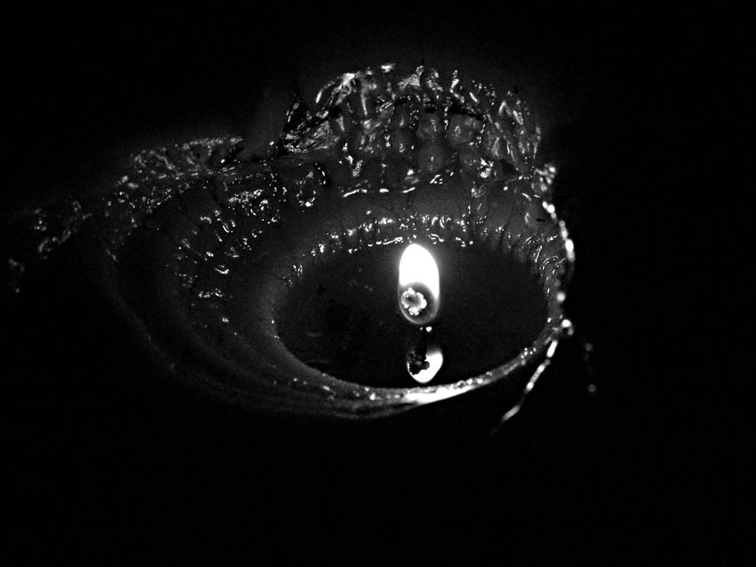 świeca b&w