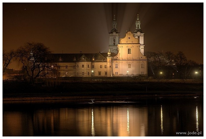 Kraków nocą