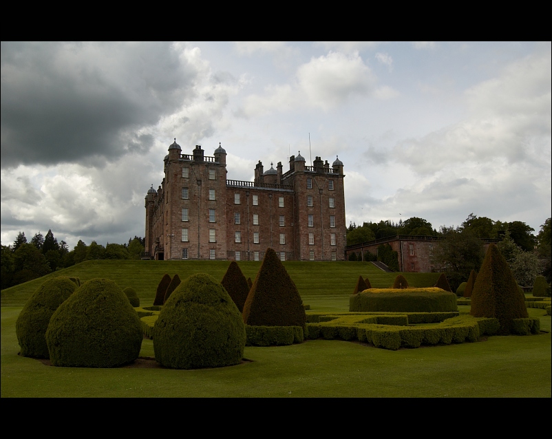 Drumlanrig Castle in Dumfries and Galloway (Scotland)