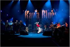 Nocna Zmiana Bluesa Na Rawie