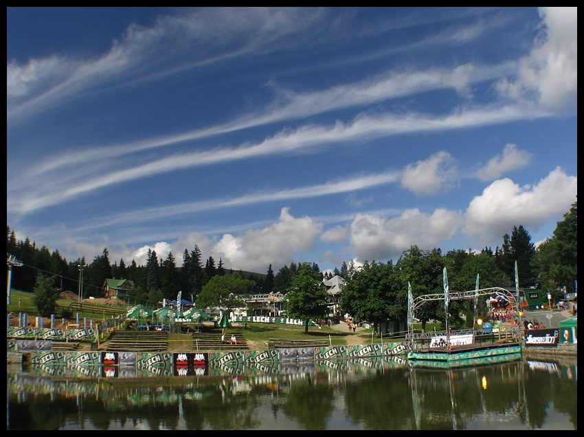 festival sky