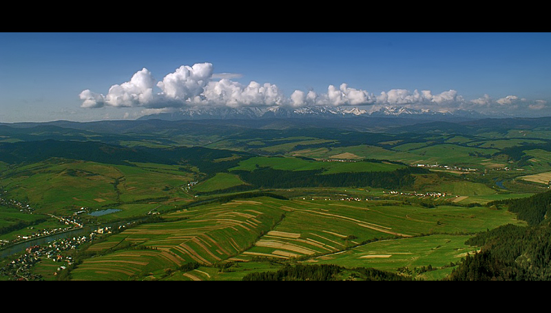 Panorama ze szczytu na szczyty