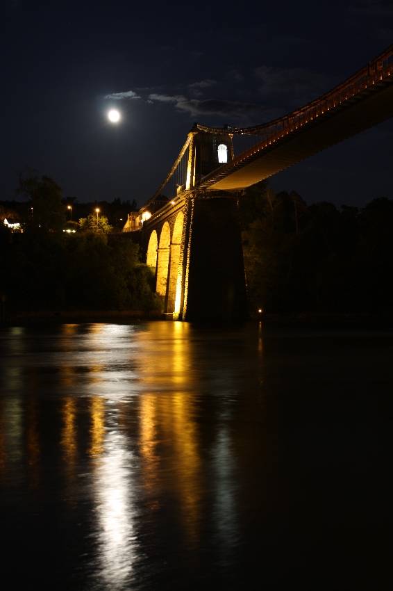 ..::Menai Bridge by NiGht::..