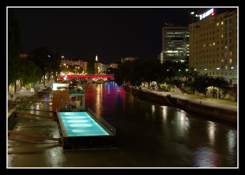 Vienna after working hours - Danube I