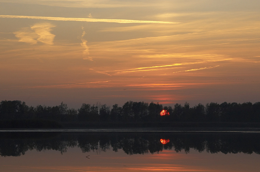 ...nad stawem