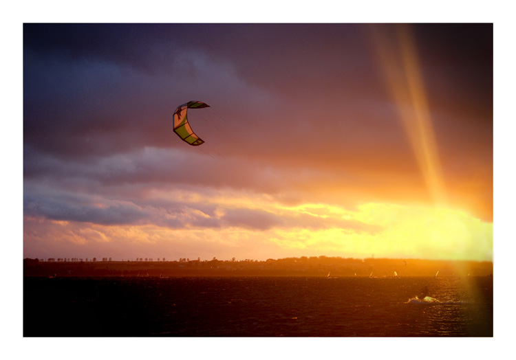 kite at night