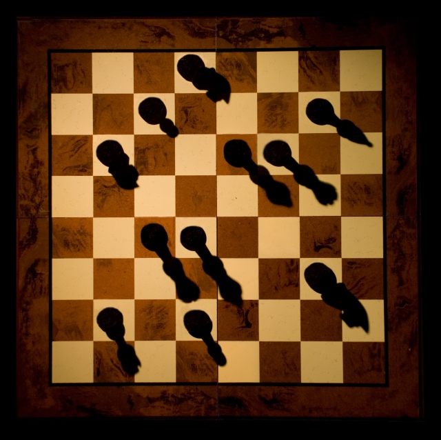 Zagrajmy cieniami.