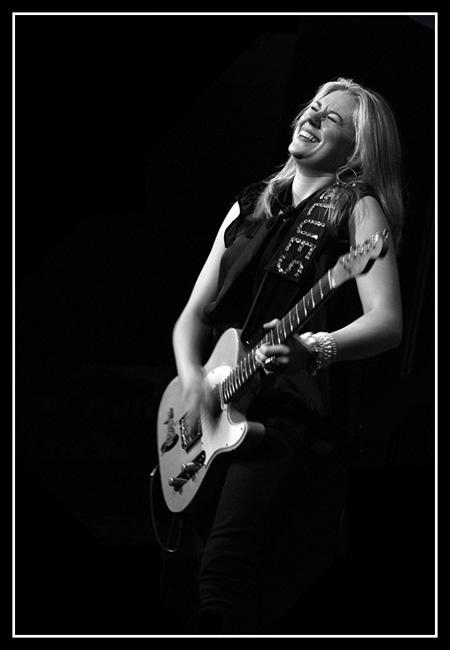 Joanne Shaw Taylor
