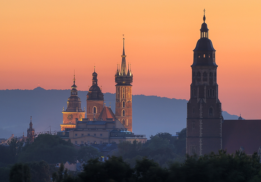KORONY KRÓLEWSKIEGO KRAKOWA