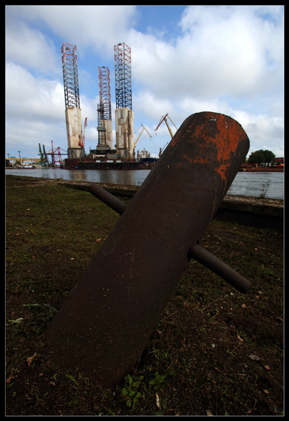 ENSCO 100