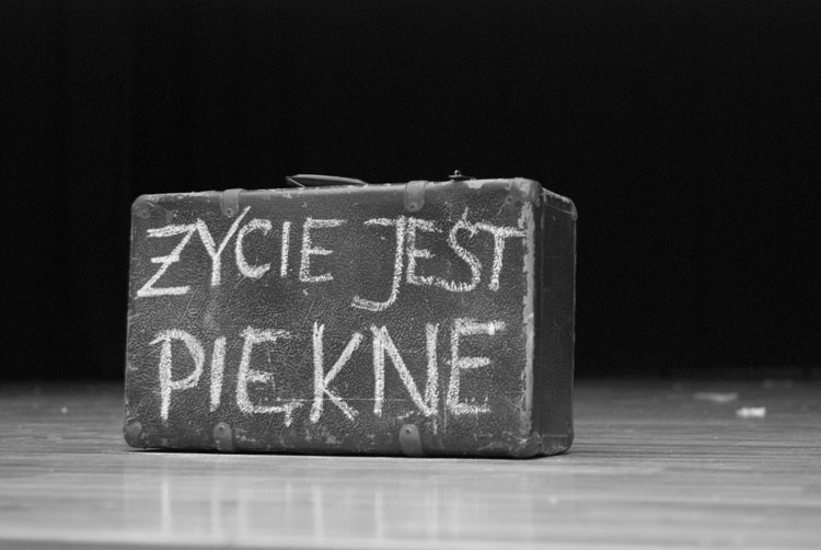 Życie jest piękne - Festiwal  Teatrów MELPONENA Rzeszów 2009