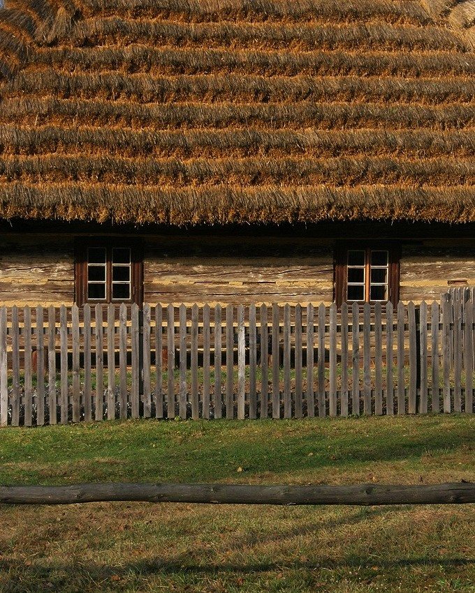 drewniano-słomiany świat