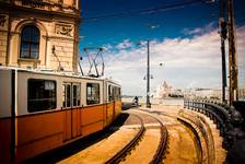 Żółty tramwaj