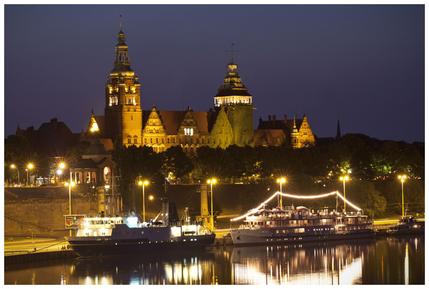 Wały Chrobrego nocą - Szczecin -2