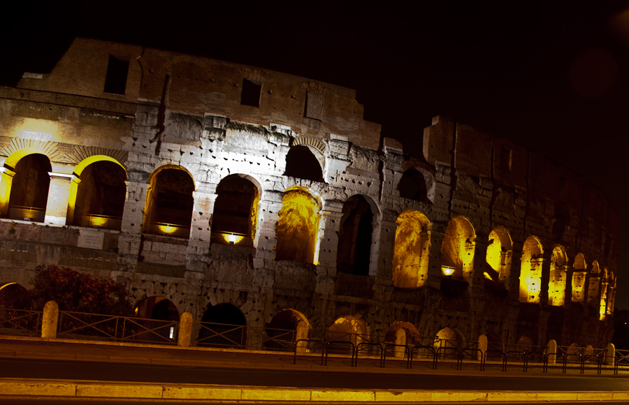 Koloseum noca