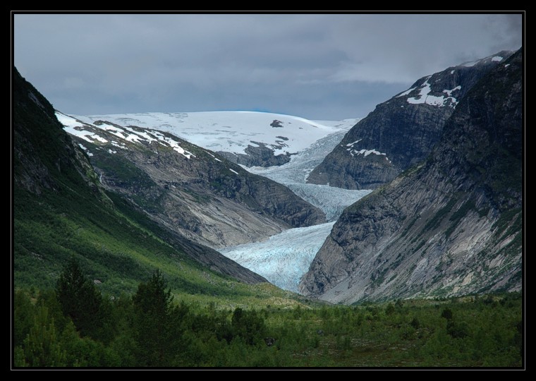 61°3'N 6°50'E