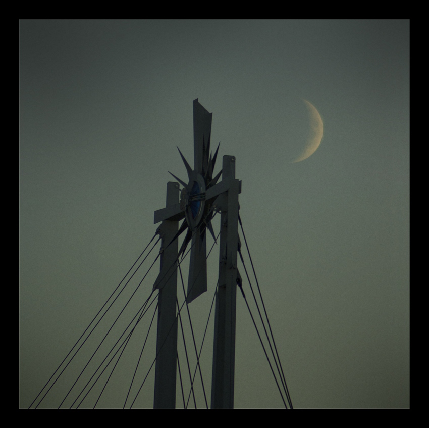 half moon rising