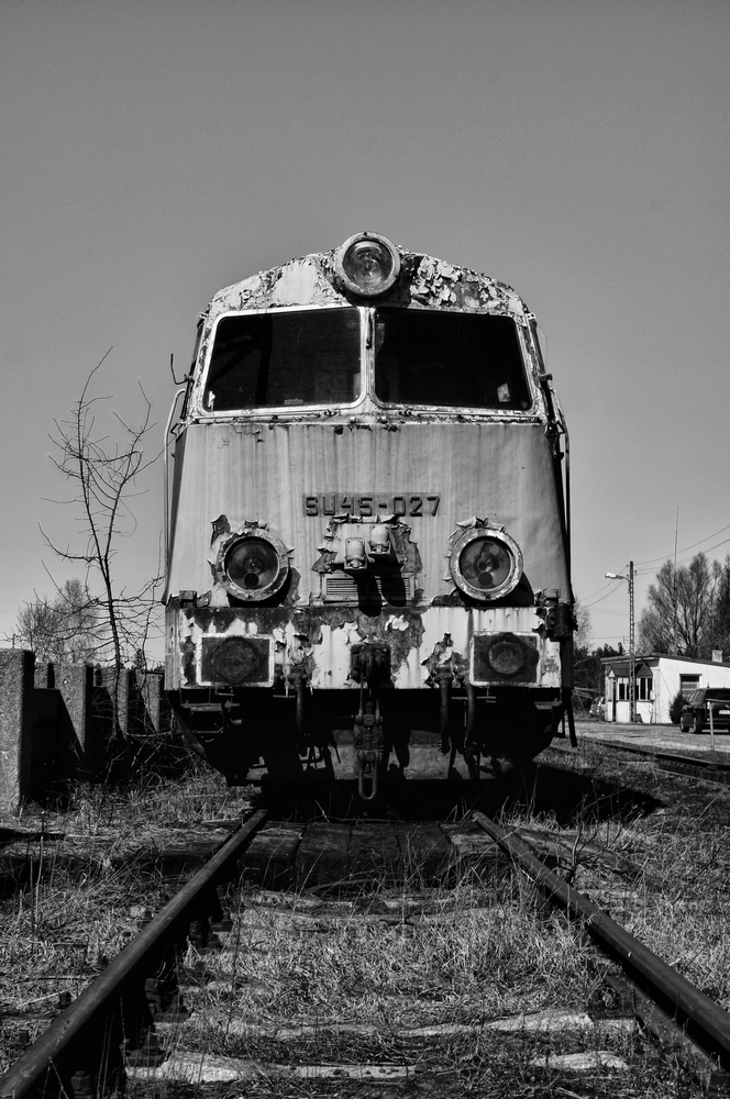 Su45-027