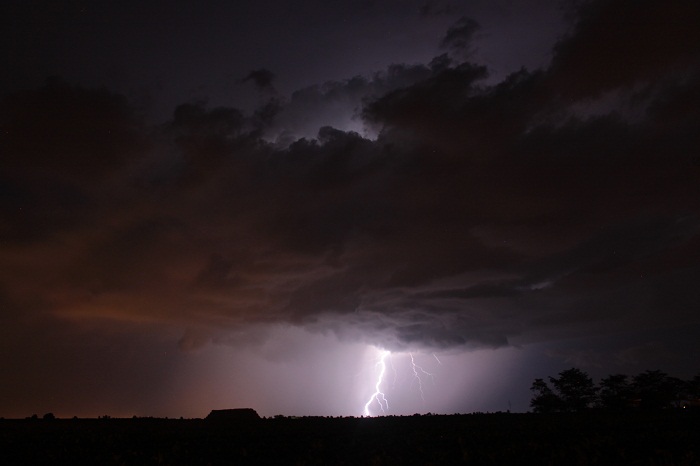 burza 25.08.2012
