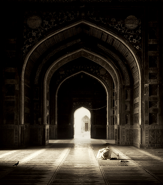 Taj VI