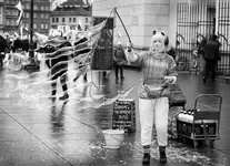 ŻYCIE TO BAŃKA MYDLANA 