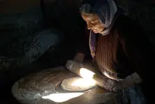 CHLEBA NASZEGO POWSZEDNIEGO . . .