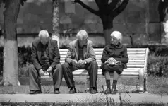 ŁAWECZKA WSPOMNIEŃ