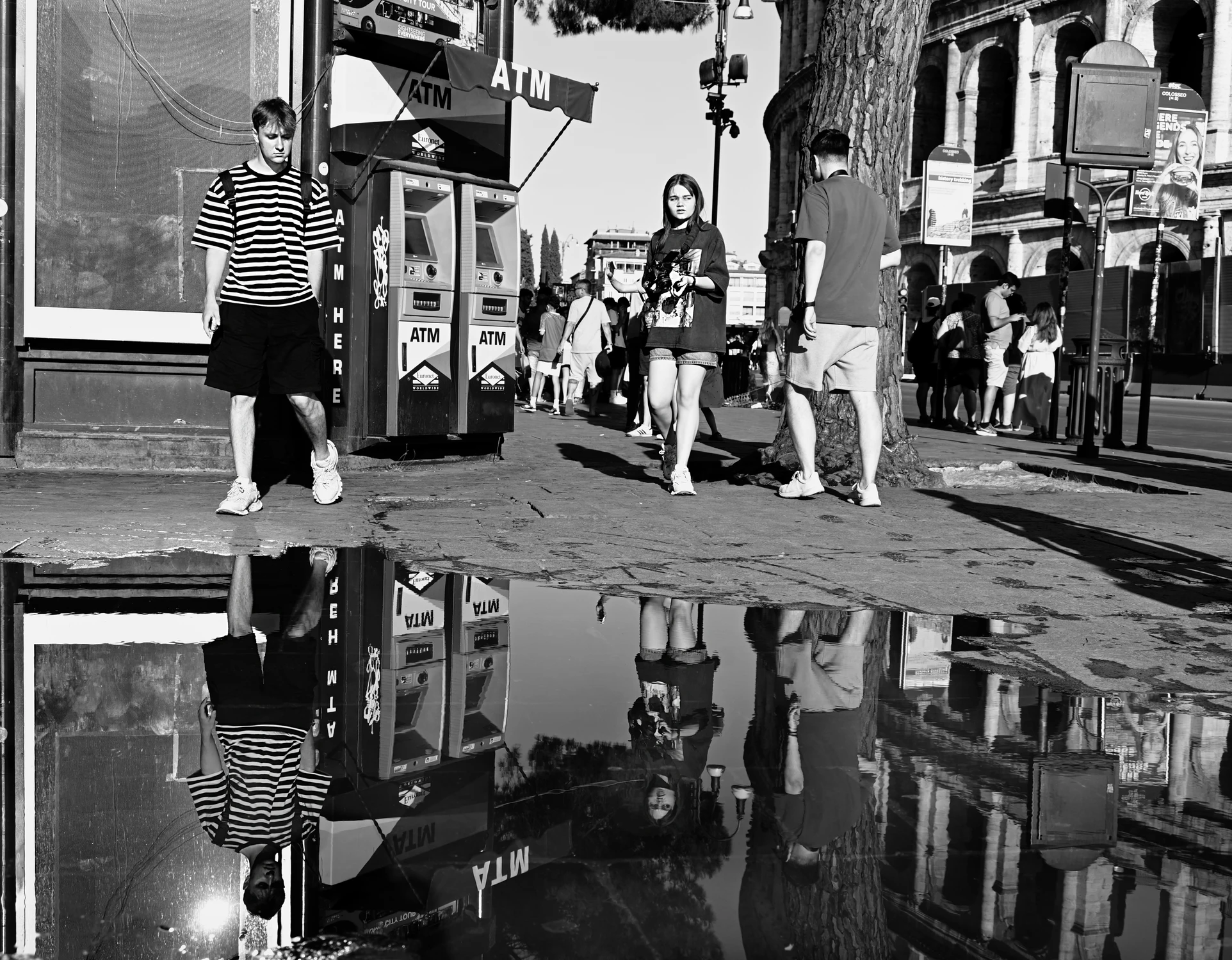 PO DRUGIEJ STRONIE LUSTRA